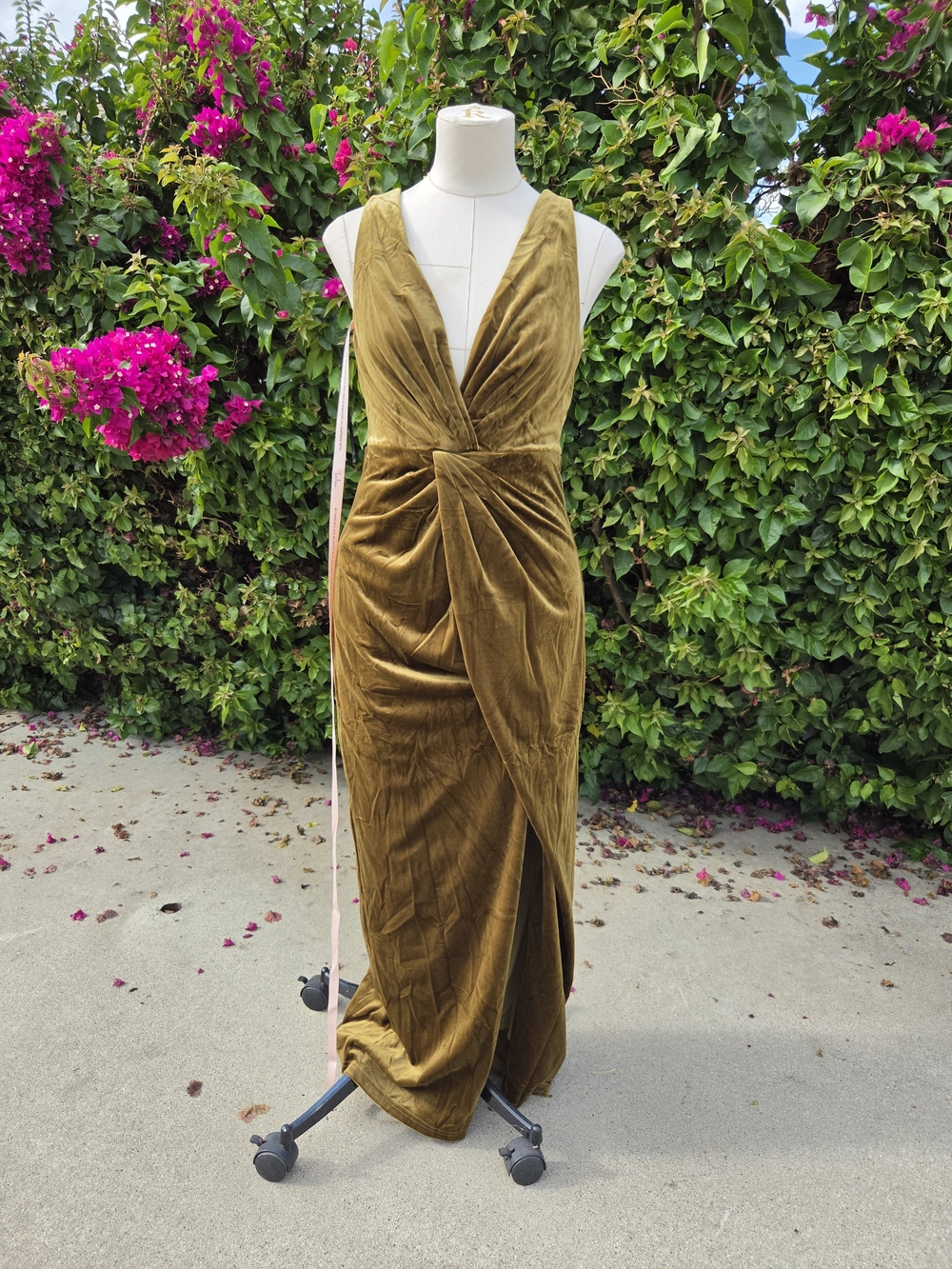Lulus Beautiful Evenings Velvet Maxi Dress Medium Olive Green Twist Front NWT
